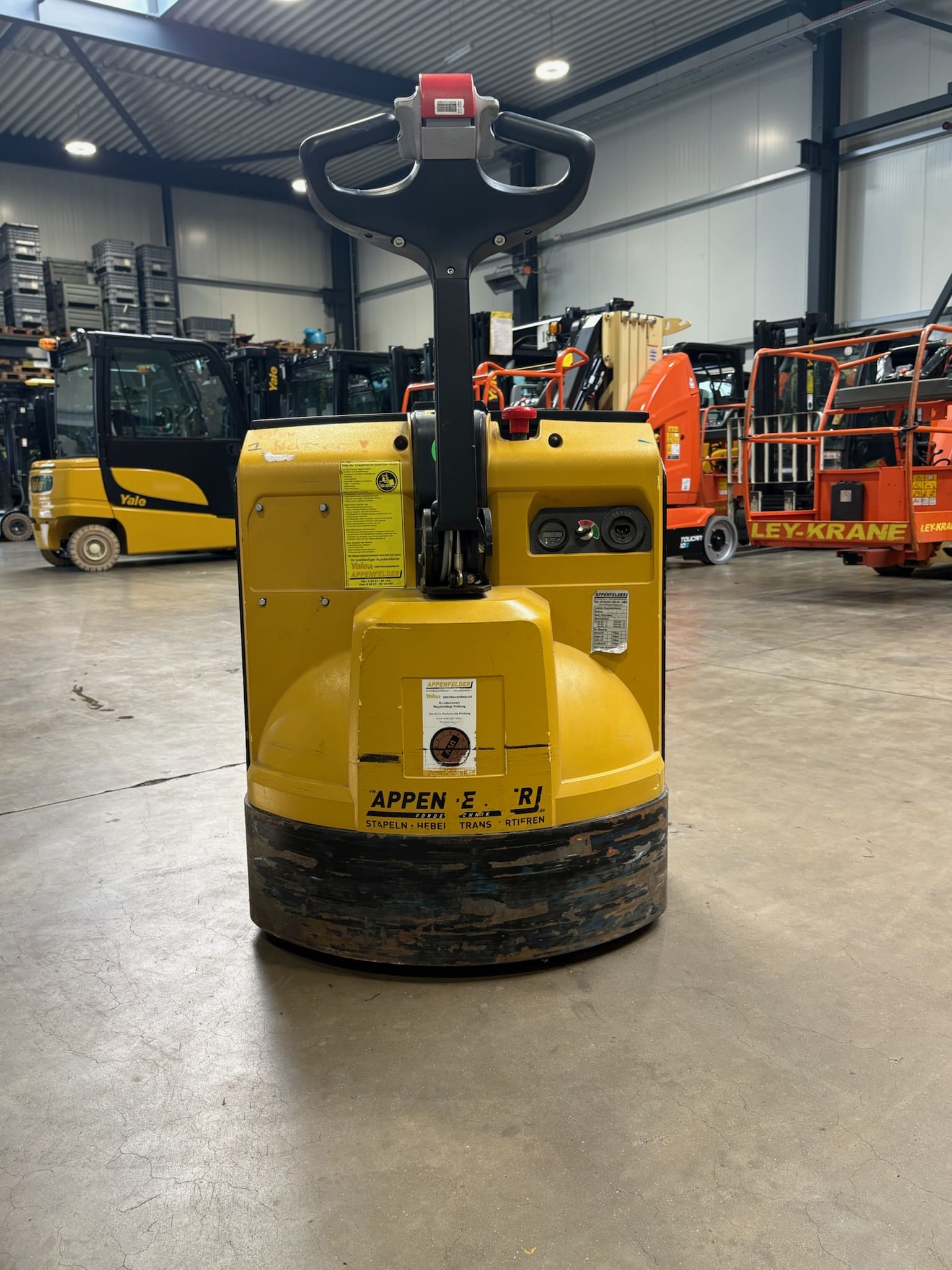YALE MP16